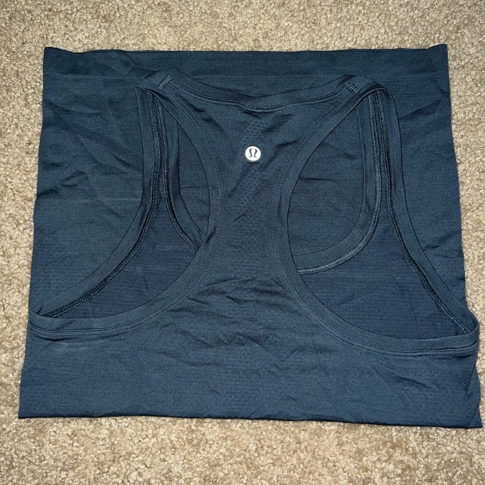 Lululemon swiftly tech racer back tank size 4